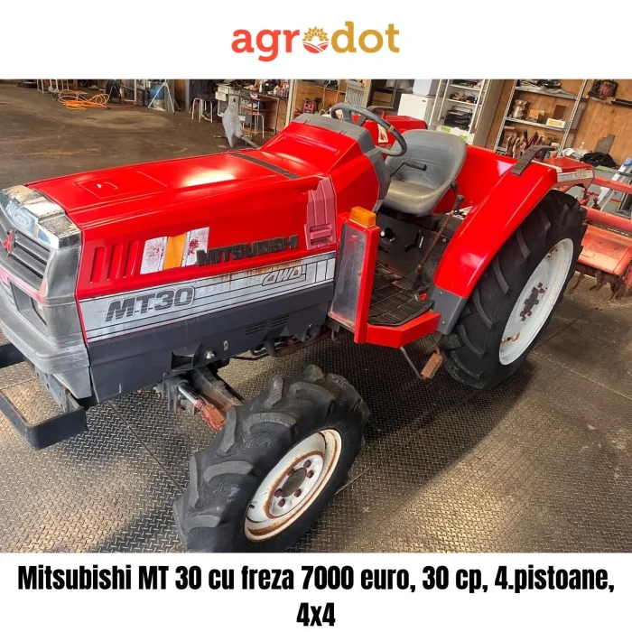 Tractor Mitsubishi MT 30 cu freză