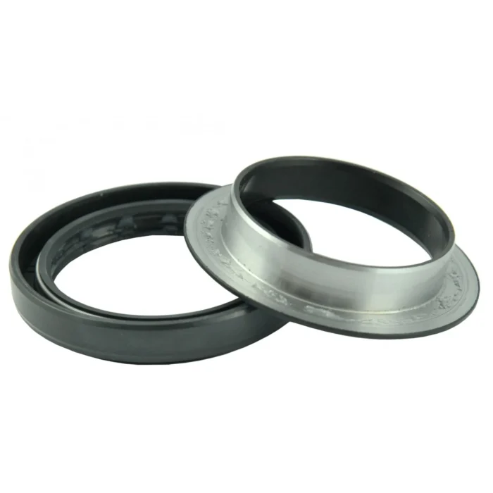 Simering Iseki TU257, Kubota M7040, 50x72x12/17 (AQ2869F)