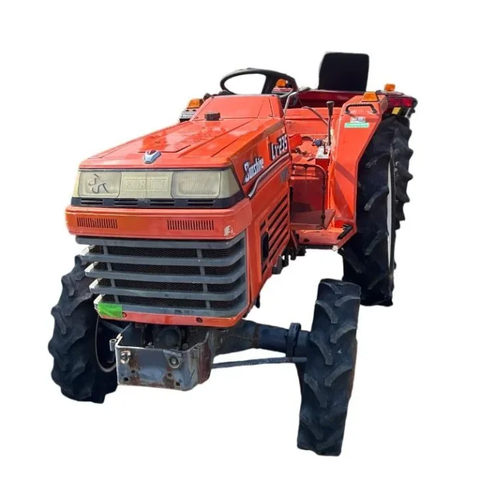 kubota l1 235 dotat cu freza